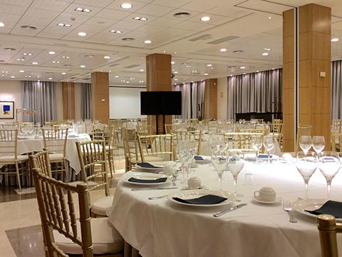 
meetings and events in Salamanca, cabaret set-up
