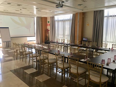 reuniones y eventos en Salamanca, montaje en U