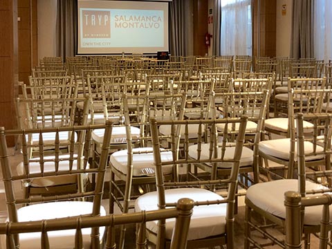 reuniones y eventos en Salamanca, montaje en teatro